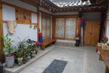 Dowonjeong Healing House Hotel